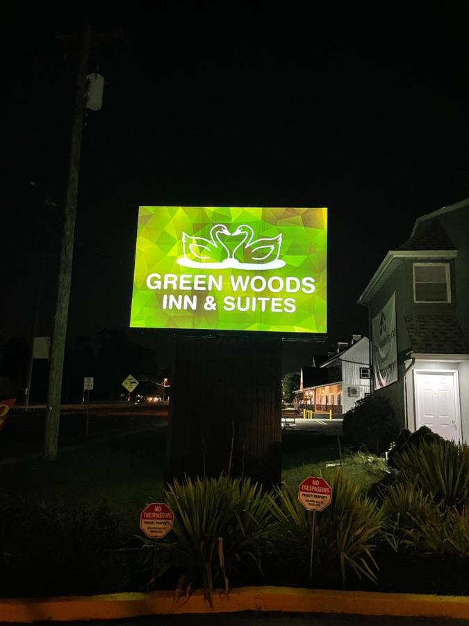 Greenwoods Inn & Suites Berlin Εξωτερικό φωτογραφία